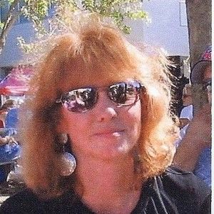 Meet your Posher, Debbie